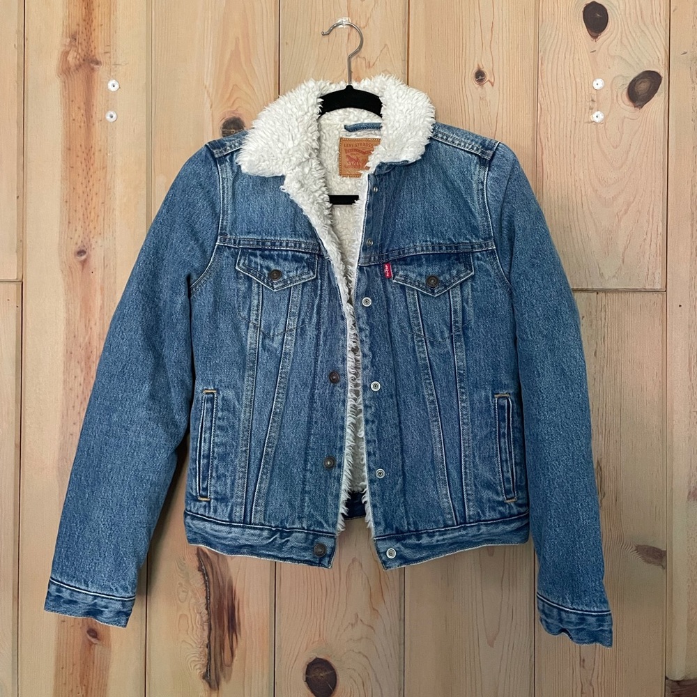 Levi’s Sherpa Trucker Jacket